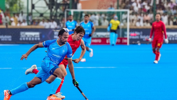 Trailing 0-1 after a tough first quarter, India bounced back by scoring two goals in quick succession seconds before halftime, to secure a 2-1 lead midway through the game. (Photo Source: PTI)