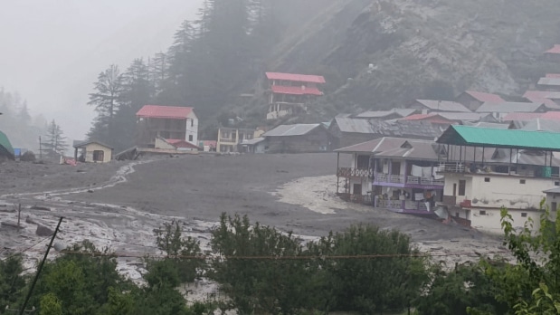 District magistrate’s response: Prashant Arya, the district magistrate of Uttarkashi, says communication has been erratic because of poor connectivity in the area. 