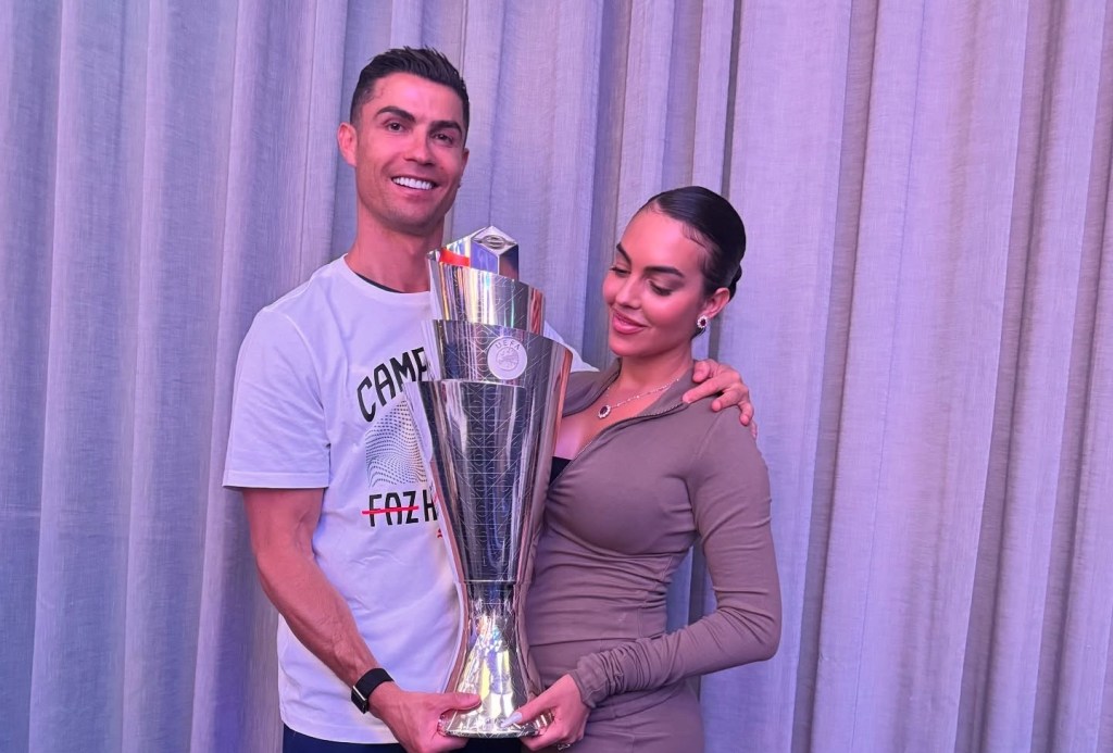 Is Ronaldo 'finally' engaged to Georgina Rodriguez? Model flaunts stunning ring in new post, says 'Yes I do' (Photo via Instagram) Is Ronaldo 'finally' engaged to Georgina Rodriguez? Model flaunts stunning ring in new post, says 'Yes I do' (Photo via Instagram)