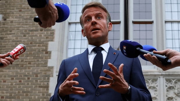 French President Emmanuel Macron addressed press after a meeting with U.S. President Donald Trump, Ukrainian President Volodymyr Zelenskyy and European leaders, amid negotiations to end the Russian war in Ukraine. Macon expressed that the European military should help Ukraine with ‘boots on the ground’ in the future to ensure security. (Photo Source: Associated Press)