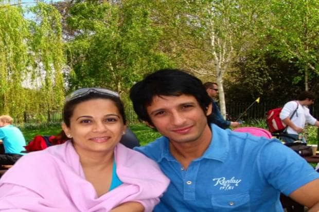 Sharman Joshi and Mansi Joshi Roy: This talented brother-sister pair comes from a family of actors and are real siblings. (Photo source: Instagram)