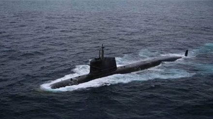 Centre gives clearance for submarine deal 