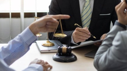 Indian Legal Firms and Lawyers Find New Opportunities in the UAE and Saudi Arabia. (Image Source: Canva)