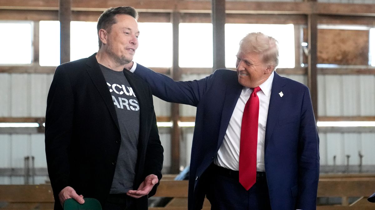 Trump signs new order, expected to benefit Musk Trump signs new order, expected to benefit Musk
