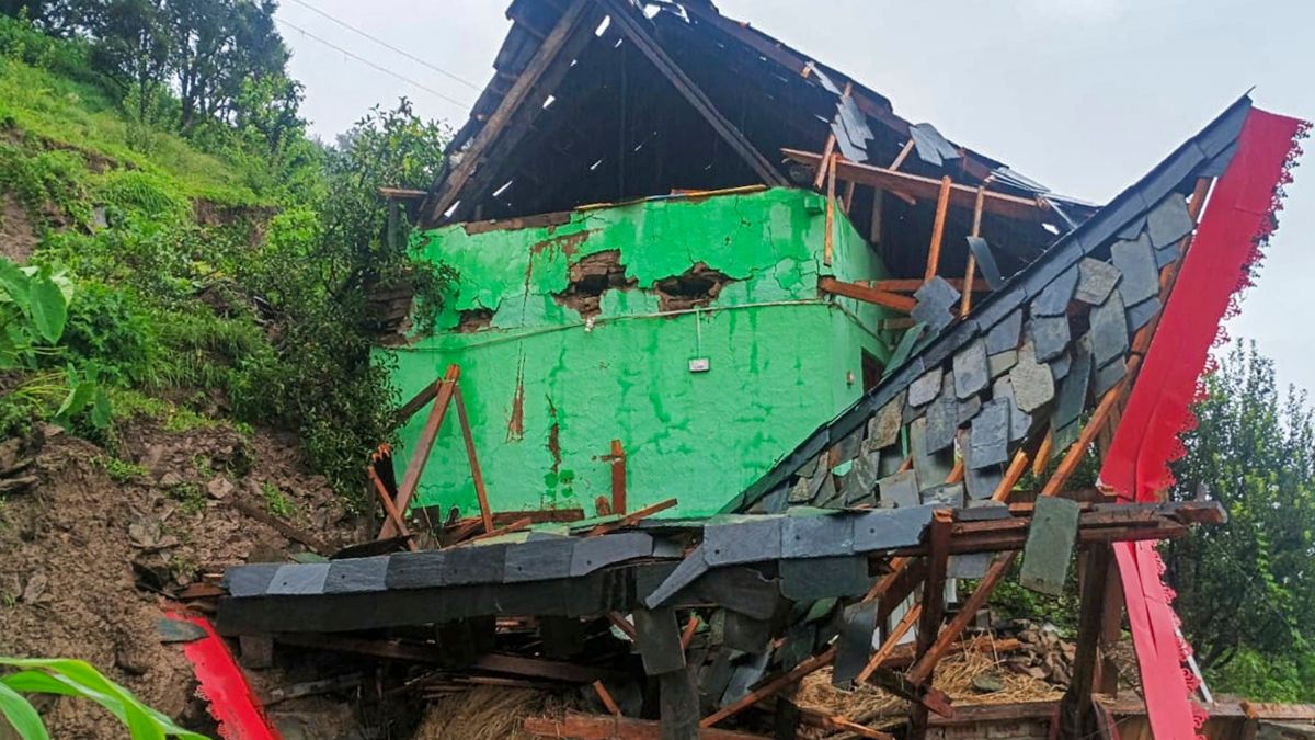 Cloudburst Himachal Pradhesh Kullu Cloudburst Himachal Pradhesh Kullu