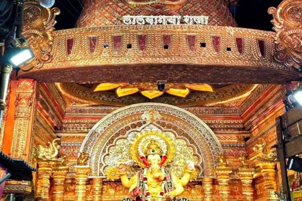 To ease the travel during the festival, Indian Railways has announced 392 special train trips from August 21 to September 10 for devotees. (Photo source: X)