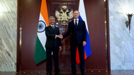 Jaishankar in Moscow: Russia oil supply to India to continue Jaishankar in Moscow: Russia oil supply to India to continue