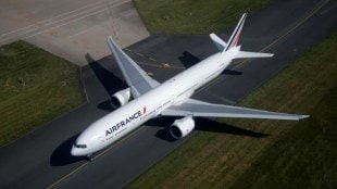 Air France flight, Boeing 777 makes u-turn over atlantic ocean
