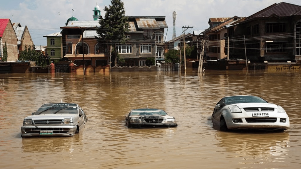 A number of cars were seen stuck in the flood area, with some of them getting washed away by the heavy flow of water.