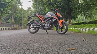 KTM Duke 160