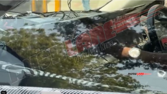 Mahindra XUV700 facelift (2)