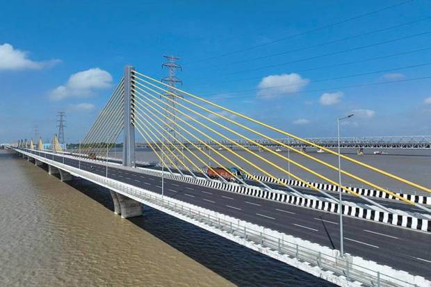 Aunta-Simaria six-lane bridge on the Ganga has been dedicated to the people of Bihar for better connectivity. (Photo source: PTI)