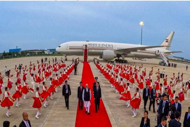 Diaspora members expressed pride in meeting PM Modi in Tianjin.