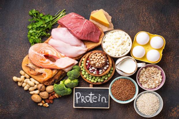 Excess of protein intake: Exceeding the limit of 2 grams per kg may put extra pressure on the digestion and kidneys. (Photo source: Canva)