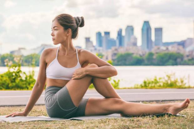  Seated Spinal Twist on one leg- This will assist in giving better control over your stretch by keeping focus on the abdomen. It helps in improving blood flow to the internal organs and in cleansing the body. (Photo source: Canva)