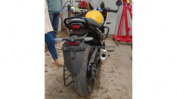 Triumph Thruxton 400