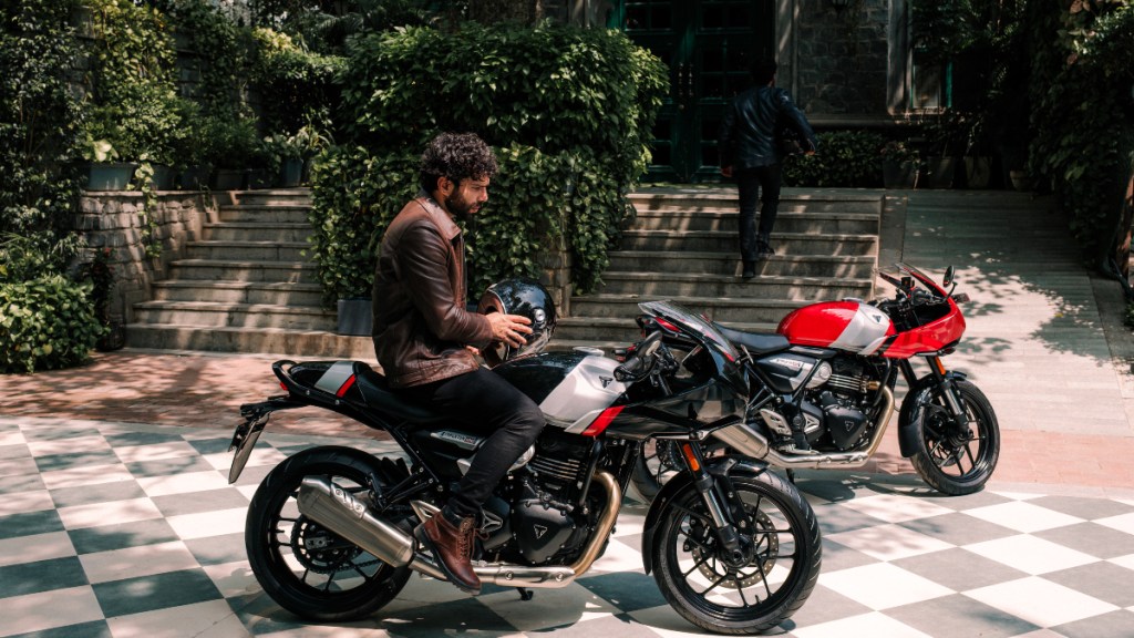 Triumph Thruxton 400