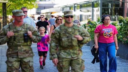 US National Guard troops in washington with weapons