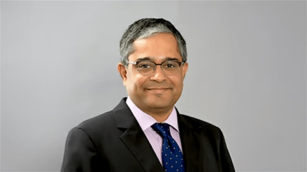 The former deputy managing director of Axis Bank will be in the ‘hot seat’ as MD & CEO of IndusInd Bank at a time when the bank is under regulatory scrutiny from the Reserve Bank of India for unreported forex derivatives losses of around Rs 2,000 crore.