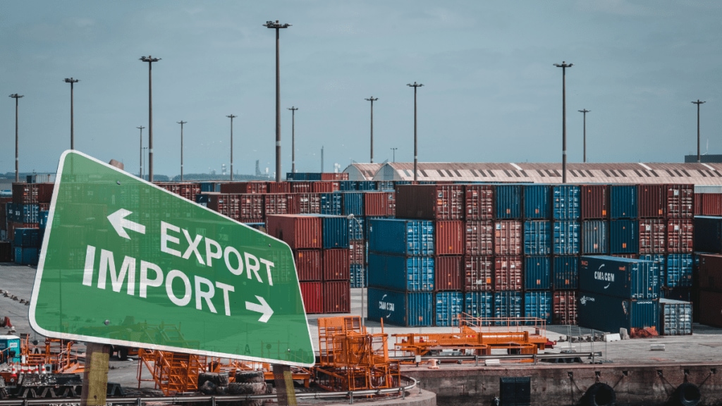 Indian Industry Leaders Warn 50% US Tariffs Are "Undoable," Urge Reforms and Diversification. (Image Source: Canva)_ Indian Industry Leaders Warn 50% US Tariffs Are "Undoable," Urge Reforms and Diversification. (Image Source: Canva)_