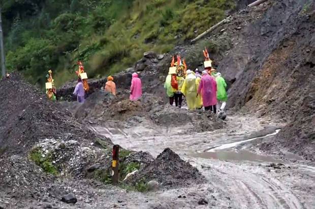 Around 60-70 people are trapped in the Dharali flash floods. As per the latest updates, four deaths have been reported till now. The village was severely damaged, and floodwaters roared through homes and markets. (Photo source: PTI)