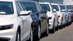 Tax cut set to boost passenger car sales