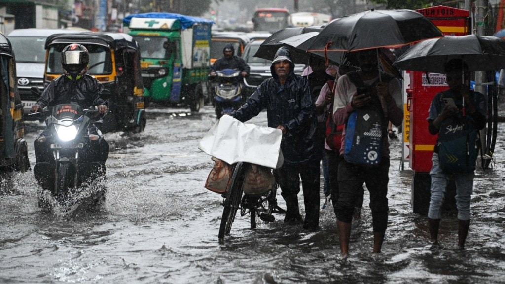 IMD Forecasts Above-Normal Monsoon for August-September, Boosting Agricultural Outlook. (Image SOurce: Express Photo) IMD Forecasts Above-Normal Monsoon for August-September, Boosting Agricultural Outlook. (Image SOurce: Express Photo)