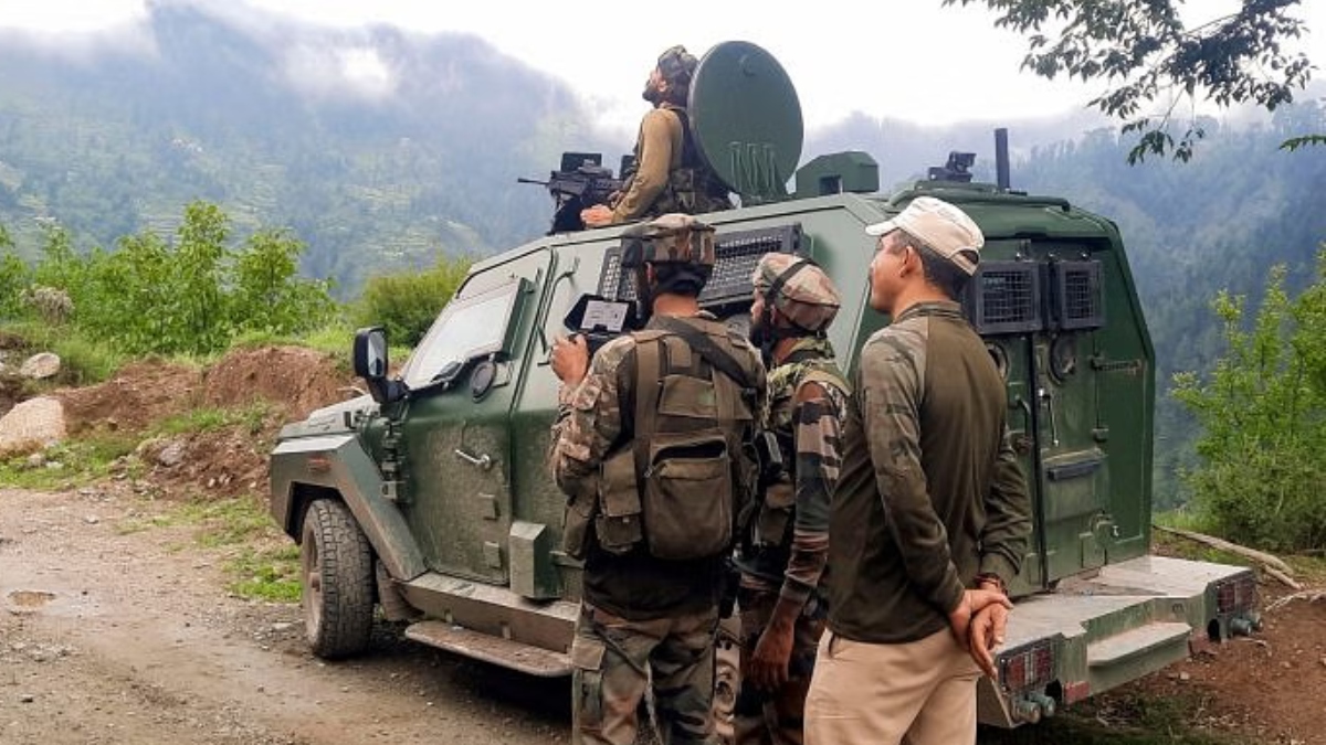 Two terrorists killed, soldier injured amid encounter in J&K's Kulgam Two terrorists killed, soldier injured amid encounter in J&K's Kulgam