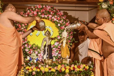 Monks perform rituals on the eve of the ‘Krishna Janmashtami’ festival, at ISKCON Temple, in Mangaluru, Karnataka. (Image source: PTI)