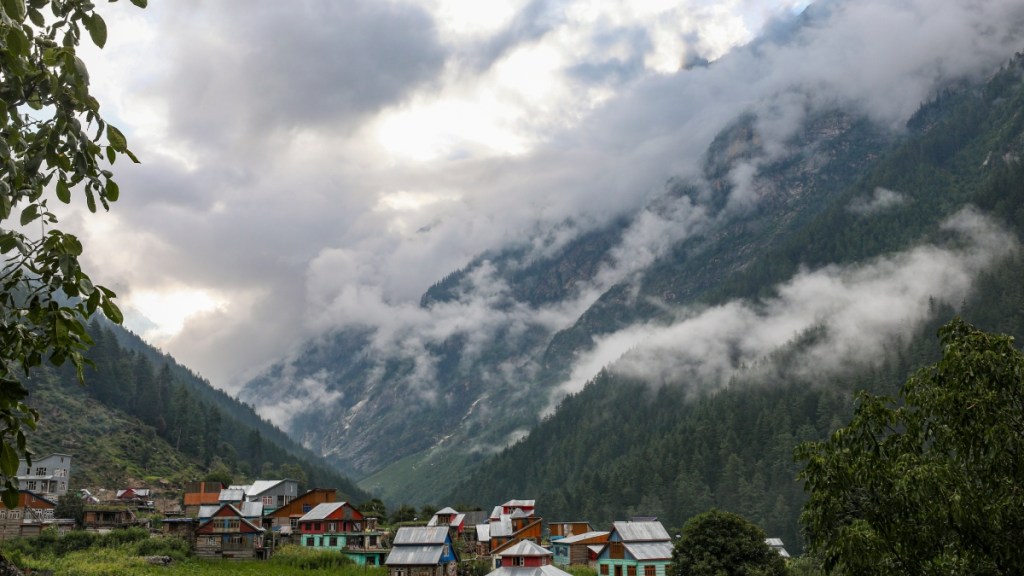 After Kishtwar, cloudburst hits J&K's Kathua; 4 dead and 6 injured