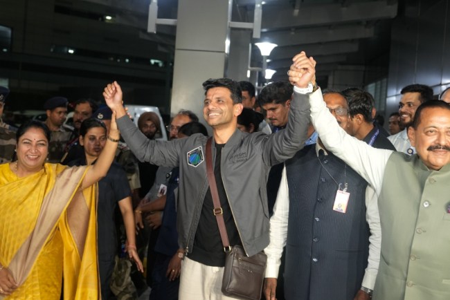 Delhi welcomes Astronaut Shubhanshu Shukla after ISS Mission | In images
