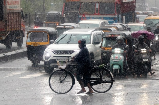 For Mumbai and beyond, this season’s heavy rains have once again exposed the vulnerabilities of infrastructure, agricultural systems, and disaster preparedness mechanisms in India’s financial capital. (Express Photo)