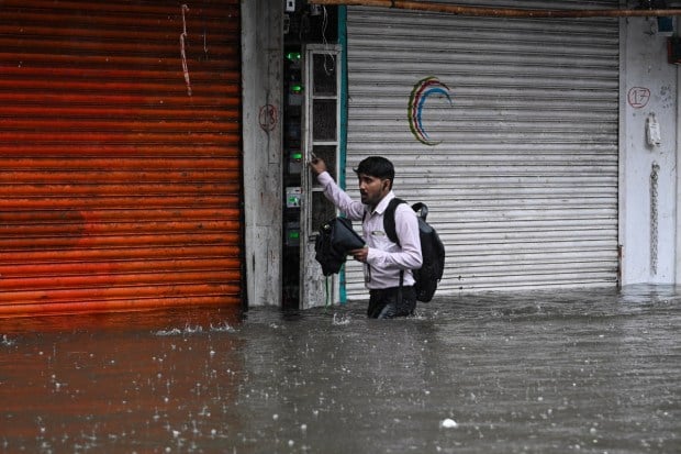 Maharashtra Chief Minister Devendra Fadnavis also reviewed the situation and highlighted that around 10 deaths have already been reported due to rain-related incidents across the state. The situation remains tense, with safety becoming the top priority for authorities. (Express Photo)