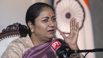 Delhi CM Rekha Gupta attacked during public hearing session