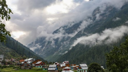 Cloudburst hits Uttarakhand's Chamoli district, several people feared missing Cloudburst hits Uttarakhand's Chamoli district, several people feared missing