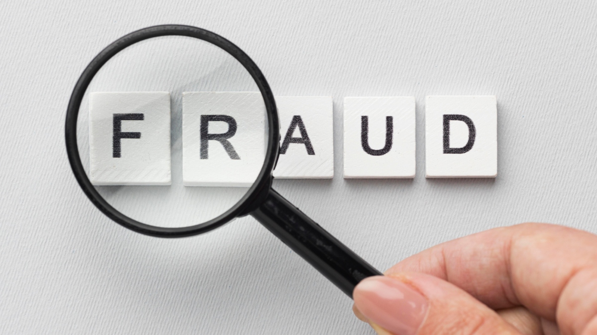Deepfakes, fake apps, Rs 400 crore lost: Here are 5 rules to dodge cyber scams, keep investments safe Deepfakes, fake apps, Rs 400 crore lost: Here are 5 rules to dodge cyber scams, keep investments safe