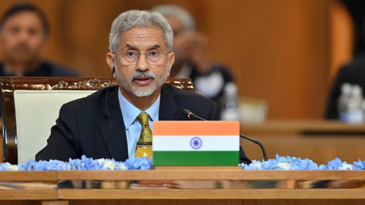 Jaishankar 'very perplexed' by logic of Trump tariffs, reminds that US urged India to buy Russian oil Jaishankar 'very perplexed' by logic of Trump tariffs, reminds that US urged India to buy Russian oil