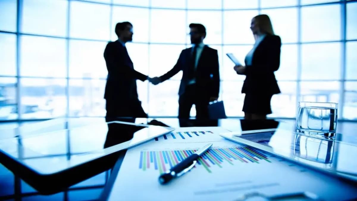 How Corporate Governance Must Transcend Promoter Legacy. (Image Source: Freepik) How Corporate Governance Must Transcend Promoter Legacy. (Image Source: Freepik)