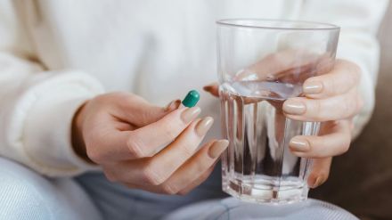 Ibuprofen-induced Stevens–Johnson syndrome (SJS) is a very rare but very serious side effect of ibuprofen use, which is a popular painkiller and anti-inflammatory medication.