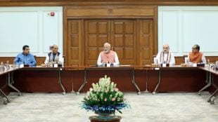 indian economy, pm narendra modi, pm modi, nirmala sitharaman, finance minister, economists, pm modi meeting