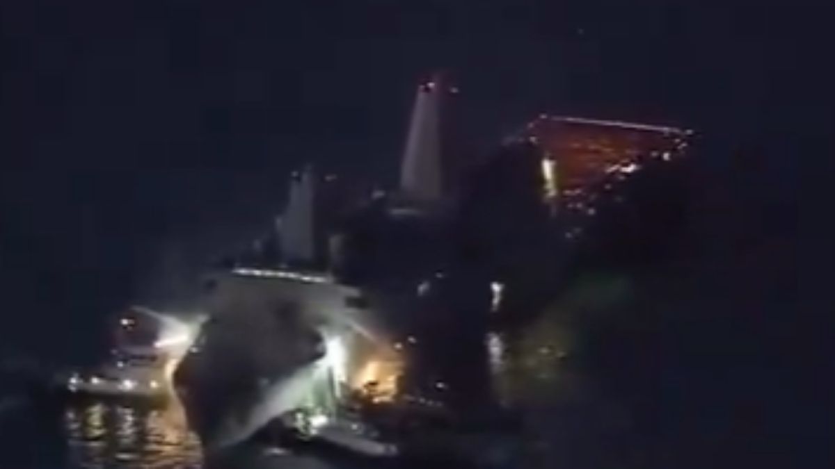 new orleans, us navy ship, us naval ship, Japan, fire on us ship, Okinawa, us ship fire fighting