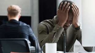 layoffs, techie resigns