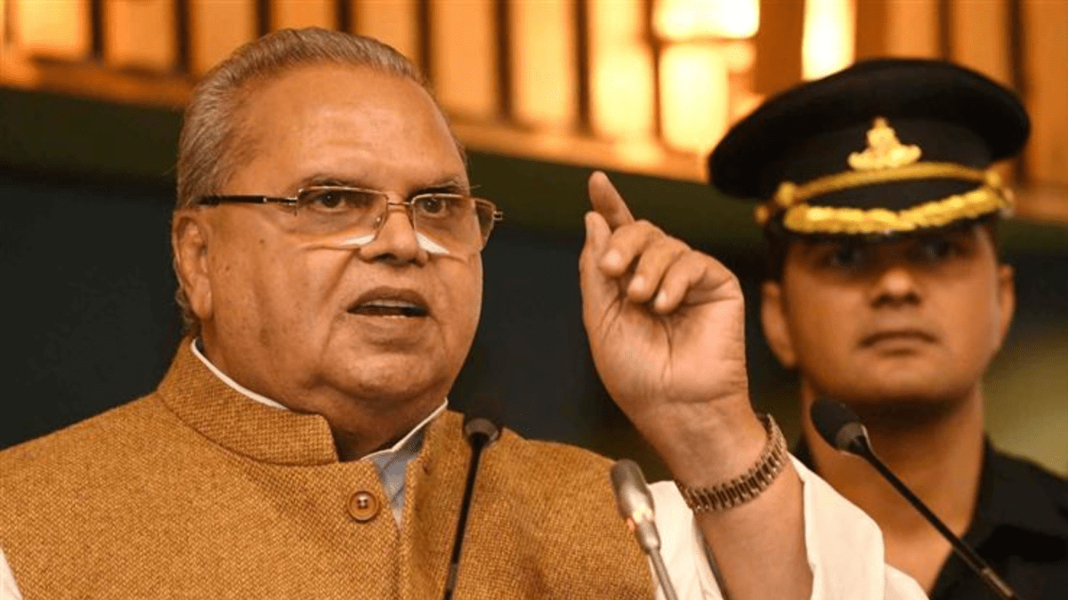 The CBI filed a chargesheet against Malik and seven others in connection with alleged corruption in the award of Rs 2,200-crore civil works for Kiru hydropower project. The CBI filed a chargesheet against Malik and seven others in connection with alleged corruption in the award of Rs 2,200-crore civil works for Kiru hydropower project.