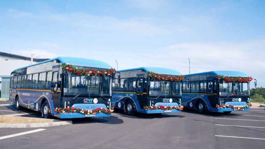 Switch Mobility exports first 10 e-buses to Mauritius as a special gift