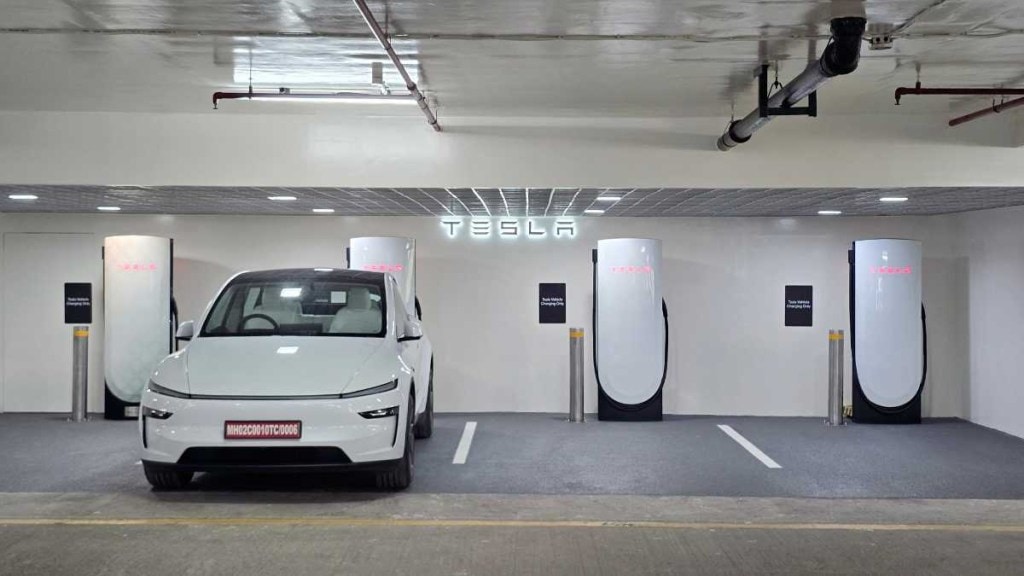 Tesla sets up superchargers — Here’s how much a full charge costs