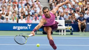 Djokovic vs Alcaraz US Open live, Djokovic Alcaraz 2025 live updates, Djokovic vs Alcaraz live score US Open, Novak Djokovic Carlos Alcaraz semifinal liv, US Open semifinal live commentary Djokovic vs Alcaraz