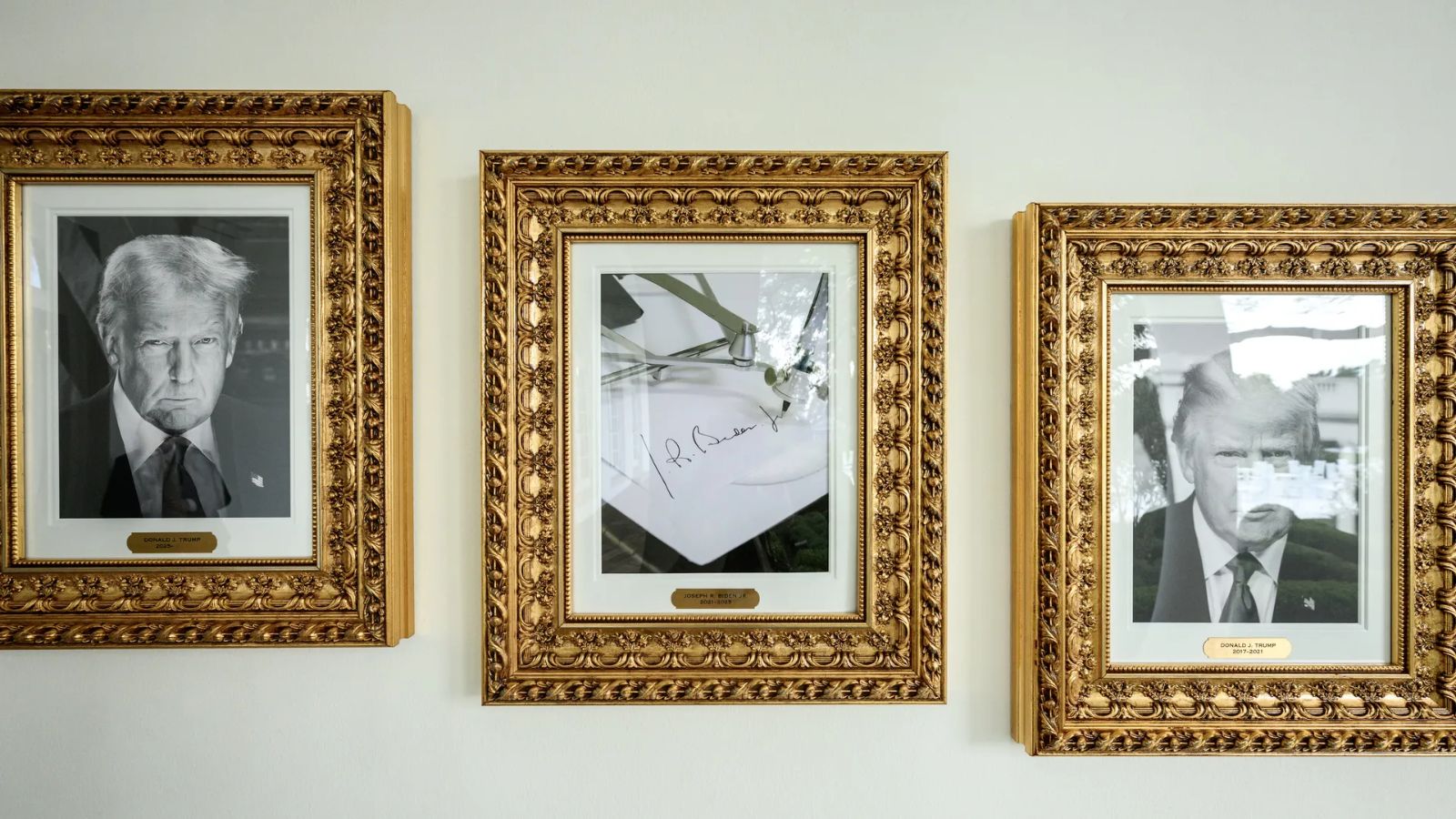 Joe Biden replaced with autopen frame in Trump’s ‘Walk of Fame’ Joe Biden replaced with autopen frame in Trump’s ‘Walk of Fame’