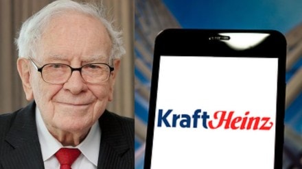 Warren Buffett disappointed over Kraft Heinz split as shares drop 7% Warren Buffett disappointed over Kraft Heinz split as shares drop 7%