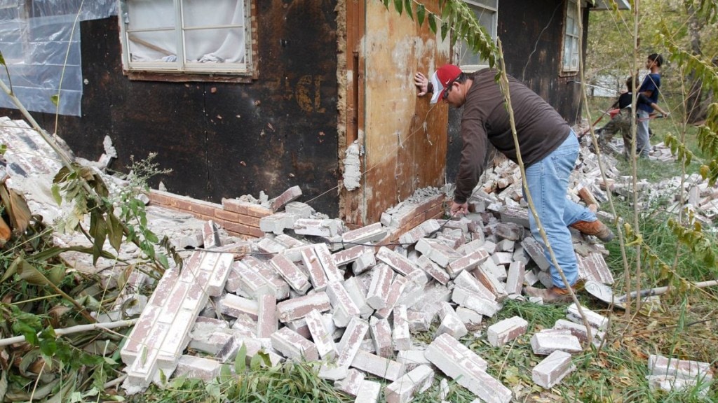 5.8 magnitude earthquake rattles off Oregon Coast 5.8 magnitude earthquake rattles off Oregon Coast