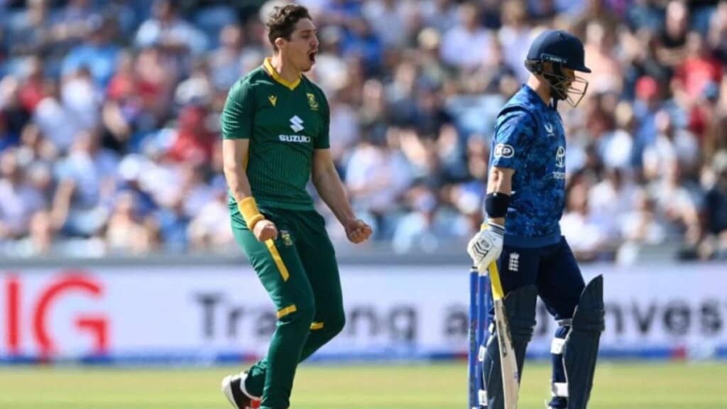 South Africa currently holds a narrow edge over England in their T20I encounters, with a head-to-head record of 14 wins compared to England's 12 victories in 27 matches played. 